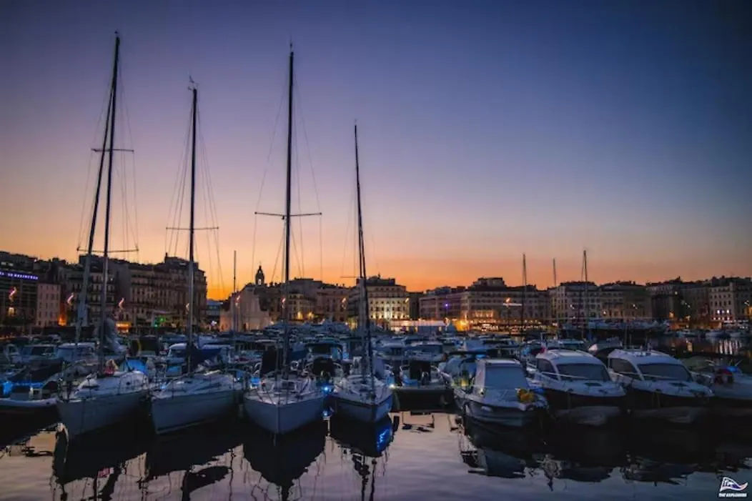 Du Cote Du Vieux Port & Mucem - Central Marseille Apartment